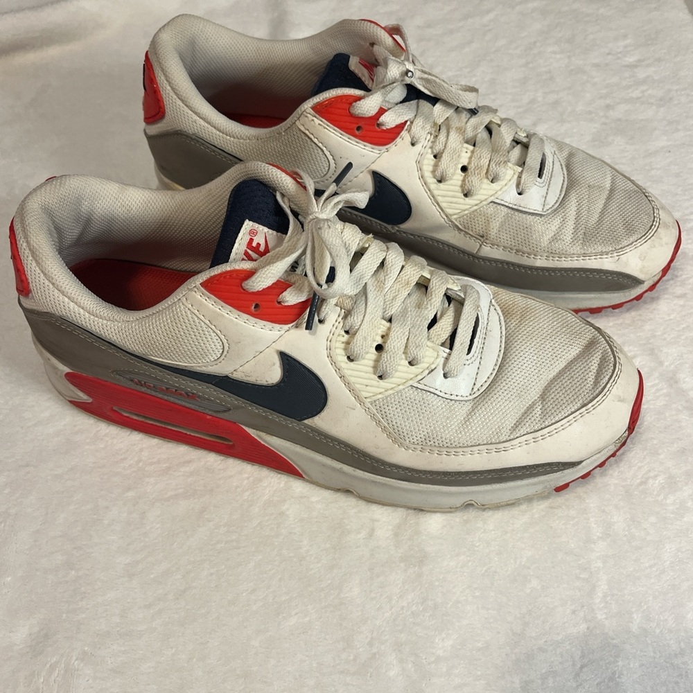 Nike Men's Air Max sz 12